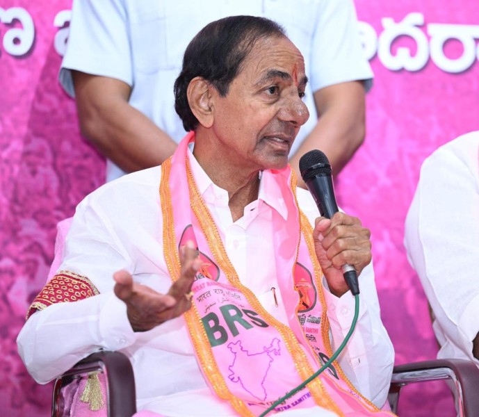 కేసీఆర్ మిషన్ ఢిల్లీ - థర్డ్ ఫ్రంట్ దిశగా కదలికలు - కేటీఆర్ హింట్ ఇచ్చేశారా?